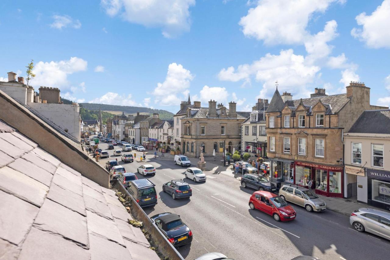2 Bedroom Apartment On Peebles High Street מראה חיצוני תמונה